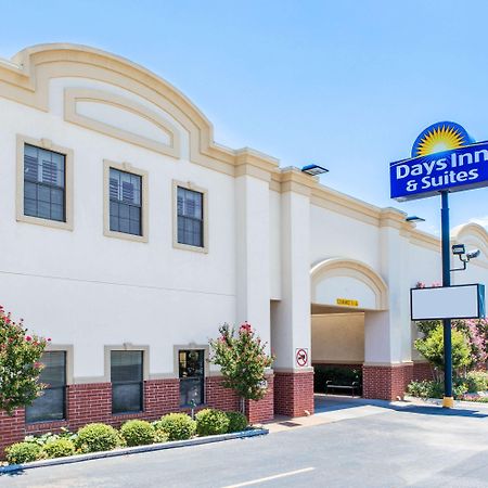 Days Inn & Suites Big Spring Exterior photo